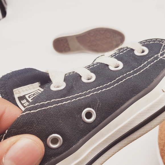 Converse Shoes Youth 2 Low Top Sneakers 3J235 - Picture 3 of 13